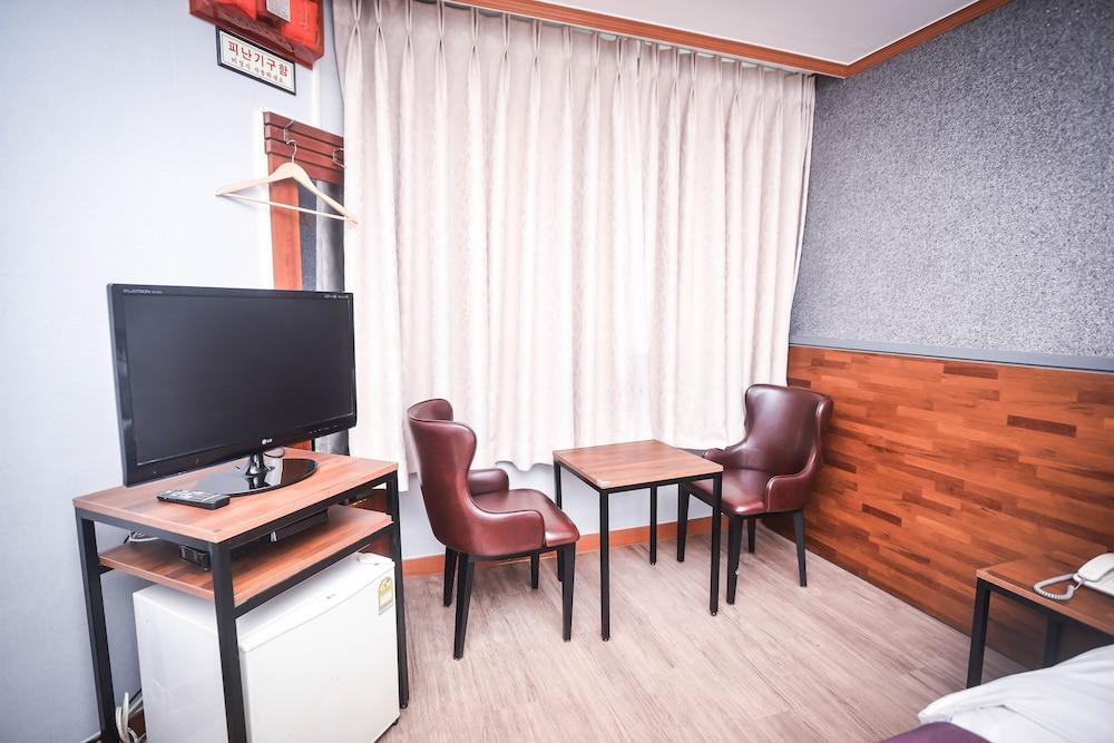 Noblesse Tourist Hotel Seoul Ngoại thất bức ảnh